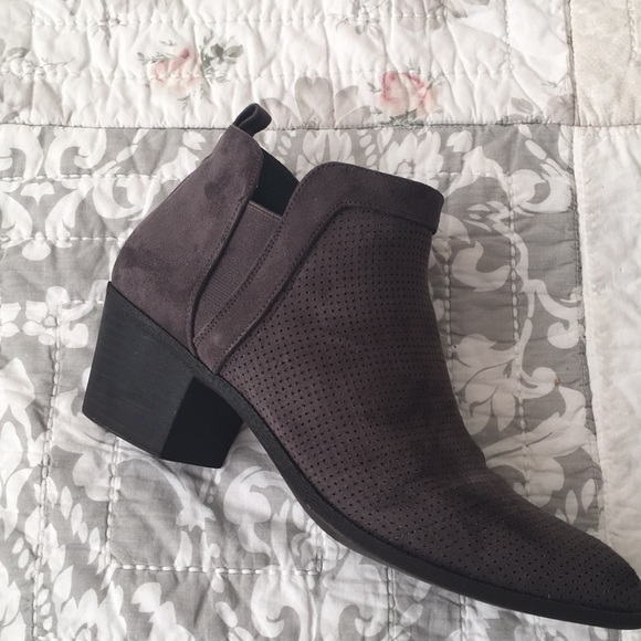 Style & Co Gray Suede 2.5" Stacked Heel Boot - Picture 3 of 10
